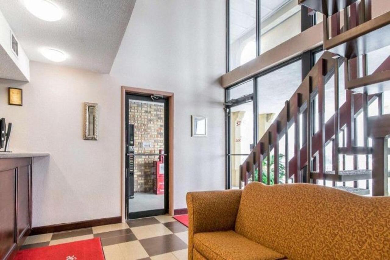 Econo Lodge Франклин Экстерьер фото